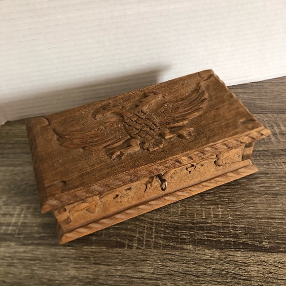 Hand Carved Double Eagle Wood Box with Key - Picture 11 of 15